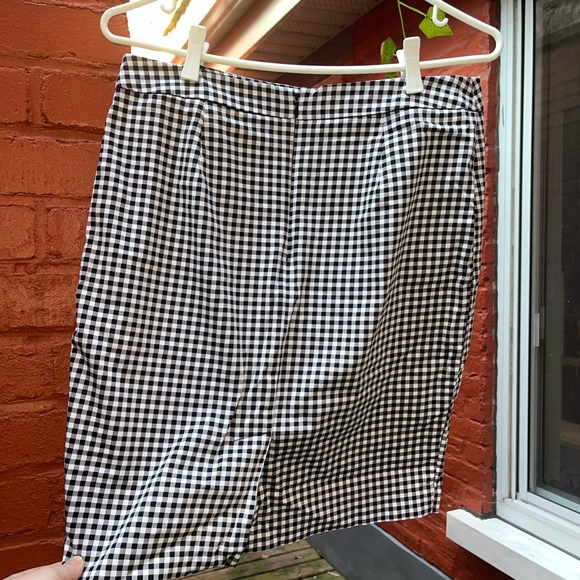 Reitmans Black and White Midi Pencil Skirt - Picture 2 of 2